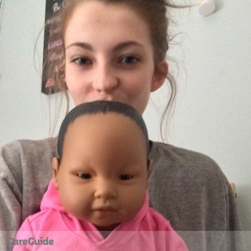 Child Care Provider Chloe Dickinson's Profile Picture