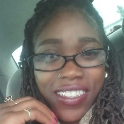 Housekeeper Provider Ashley Grant's Profile Picture