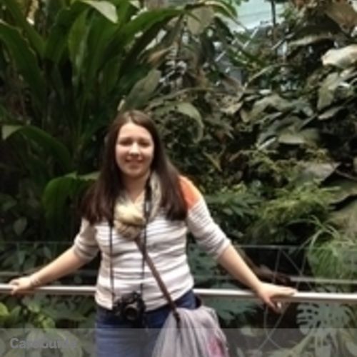 Canadian Nanny Provider Emily Levy's Profile Picture