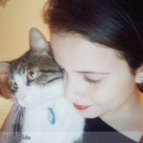 Pet Care Provider Beatrice Oliveira's Profile Picture