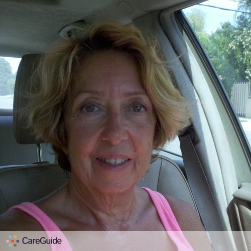 Pet Care Provider Elaine Binner's Profile Picture