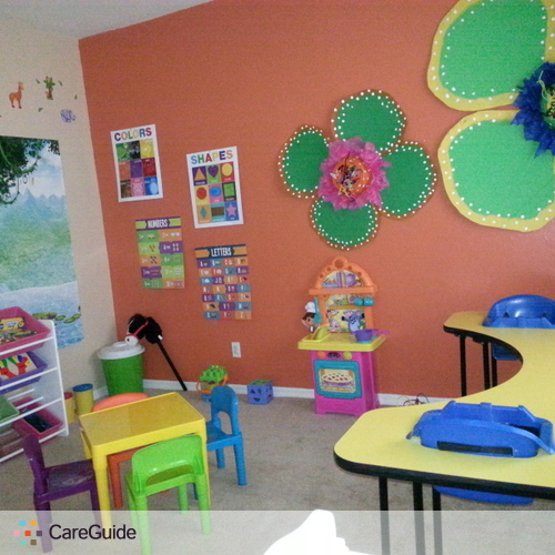 Child Care Provider Reina Reyes's Profile Picture