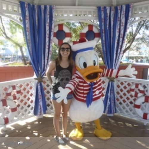 Canadian Nanny Provider Taylor Nixon's Profile Picture