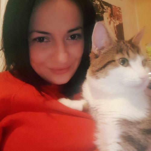 House Sitter Provider Victoria Zamurca's Profile Picture