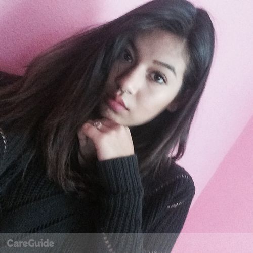 Pet Care Provider Esmeralda Urtis's Profile Picture