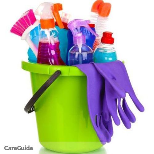 Housekeeper Provider Shea LaRoux's Profile Picture