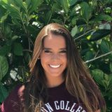 Im Torey Baum, currently in the Bussiness school at Boston College. I Would
love to babysit on the weekends.
