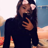 Hi, I am Renata. I offer pet sitting and walking .