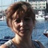 A trusting and mature cleaning lady with a lot of experience of house cleaning