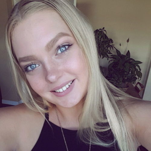 Canadian Nanny Provider Emelia B's Profile Picture