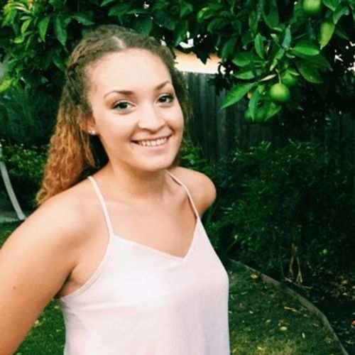 Pet Care Provider Jovana I's Profile Picture