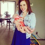 Babysitter Offered in North Royalton