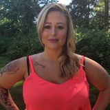 Passionate babysitter is here for you!
