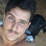 German/Brazilian guy with unconditional love for pets. Let me be your pets favorite sitter! Happy pets make people happy!