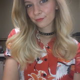 Friendly and Outgoing Babysitter