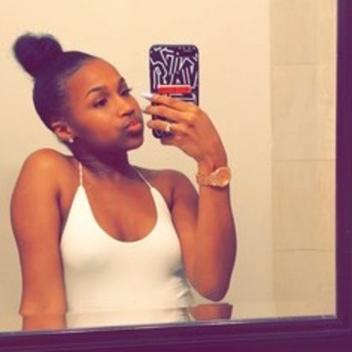Housekeeper Provider Ashiya C's Profile Picture