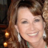 14+ yrs great references: Nanny/House Mgr/HK/Cook/Housesitter;/Driver; loves dogs/4-y/o to teens
