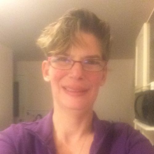 House Sitter Provider Jackie Lambert's Profile Picture