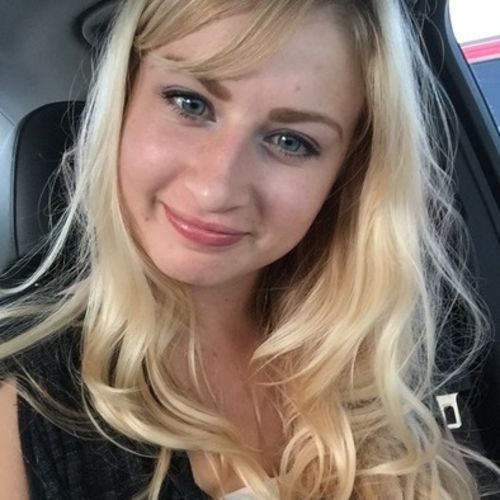 House Sitter Provider Kali Dousharm's Profile Picture
