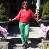 Local Riverdale Resident Seeking a Housekeeper/Nanny Position in Riverdale.