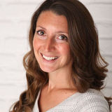 Kelowna House and Pet Sitter Interested In Job Opportunities in British Columbia