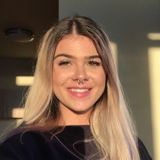 Hello all! I am Sophia, Im currently 19 years old and looking for some awesome kids to babysit!