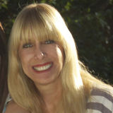 Encino Dog Walker Looking For Work in California