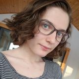 Caring Petsitter and Dog Walker