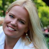 I am a loving and responsible animal enthusiast with many years of experience offering in-home/overnight in Chicago, Illinois