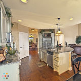 Custom Homes and Renovations
