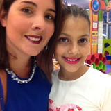 I am responsible and dedicated. I have experience with children from 01 to 14 years old.