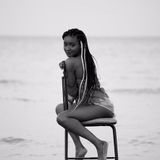 I need a Professional Photographer to take photos of me to post them on my instagram page.