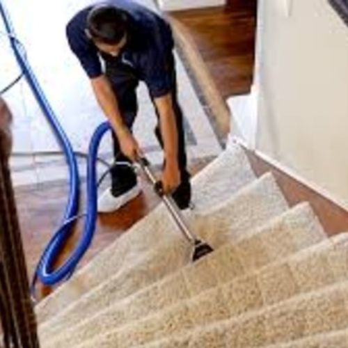 Housekeeper Provider Oliver D's Profile Picture