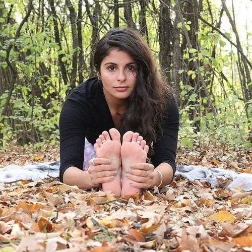 Canadian Nanny Provider Dua H's Profile Picture