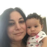 Babysitter Offered in Columbia