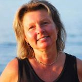 Polite House Sitter in Round Lake