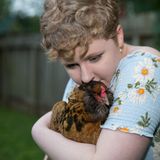 I am young solo sitter with lots of pet, cleaning, and plant experience. Non-smoker. Animal lover. New to house-sitting.