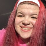 Animal-loving babysitter willing to play with kids/babies and cook for your family!