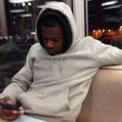 Housekeeper Provider Nassir Lewis's Profile Picture
