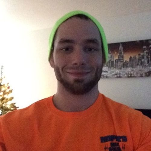 House Sitter Provider Brandon McLaughlin's Profile Picture
