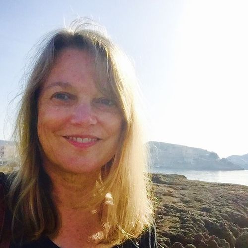 House Sitter Provider Deborah Harries's Profile Picture