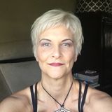 Mature, experienced house/pet sitter with referrals. Also available for long term (1 yr.+) live in help.