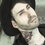 French photographer, able to do wedding, corporate, fashion, family, actor/comedian portraits, all of this with a smile!
