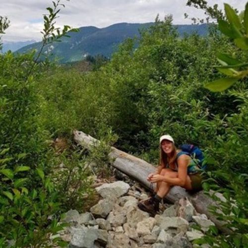 House Sitter Provider Kelly v's Profile Picture