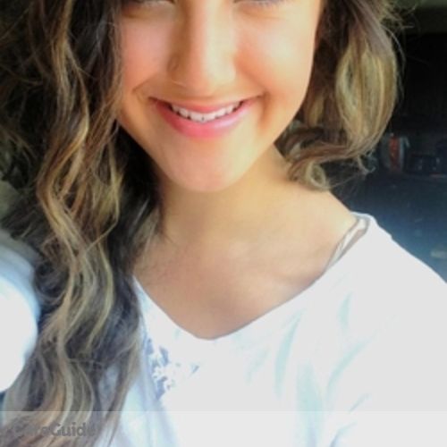 Canadian Nanny Provider Annalise W's Profile Picture