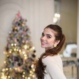 Creative photographer and stylist in one person. Likes to work with people and live emotions in the frame .