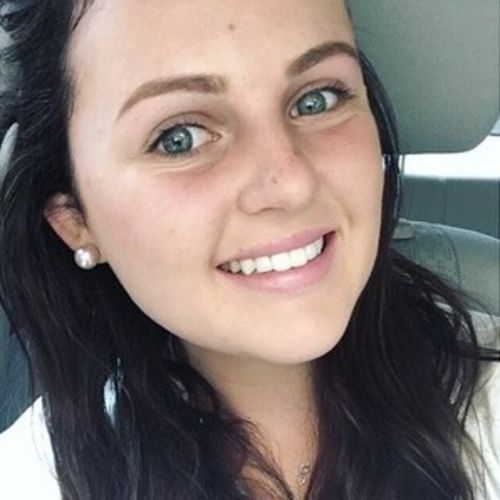 House Sitter Provider Madeline Thiffault's Profile Picture