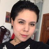 A native Japanese tutor who is fluent in English