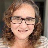 Reliable House Sitter in Reseda, California