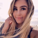 Lindenhurst , New York Home Sitter